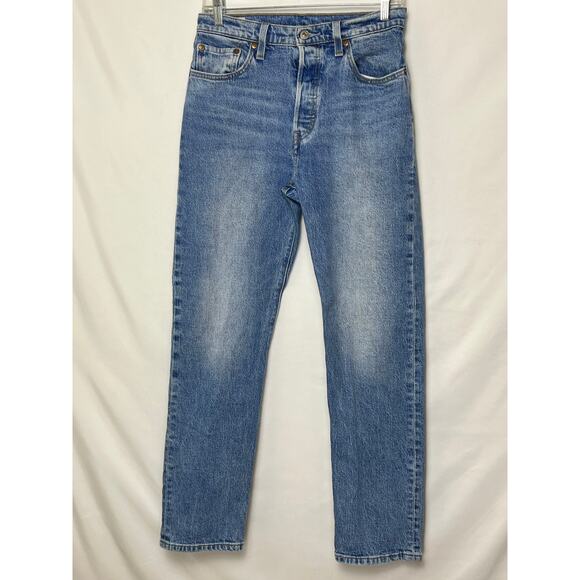 Levi’s 501 Men’s 28x30 Blue Button Fly Straight Leg Jeans Classic 5-Pocket Denim - Picture 1 of 7